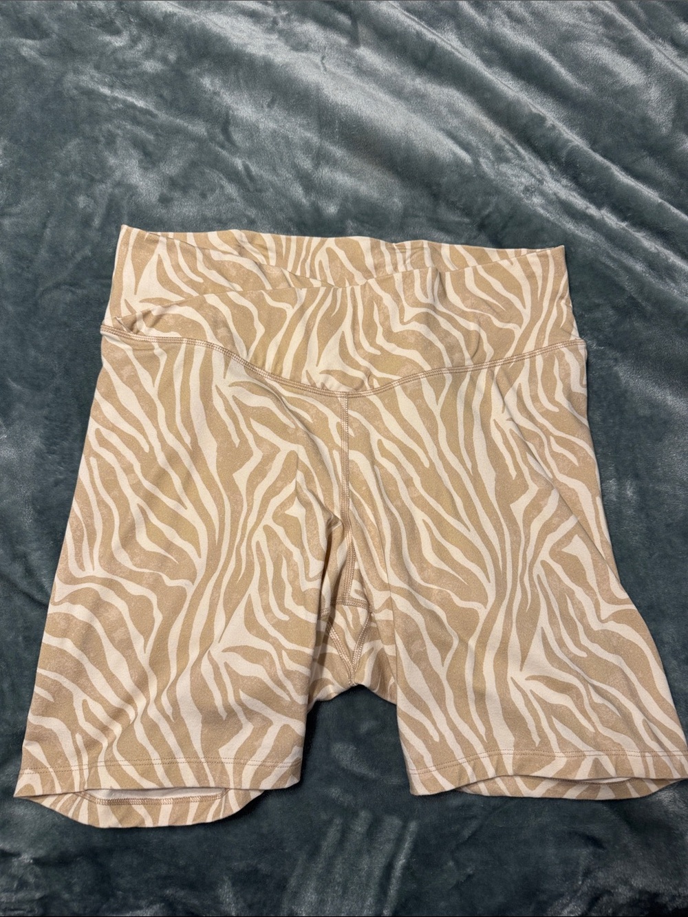 Old Navy Beige and White Zebra Print High-Waist Bike Shorts